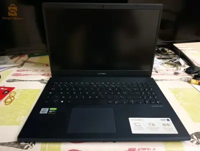 Asus VivoBook 15