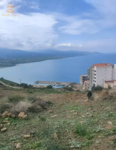 terrain à Azeffoun-Tizi ouzou