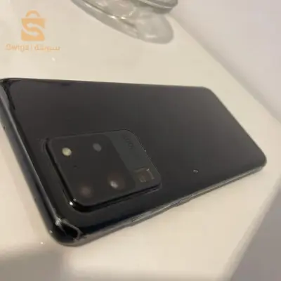 S20 ultra Kaba
1 sim 
12/256 
n9ayi bzaf