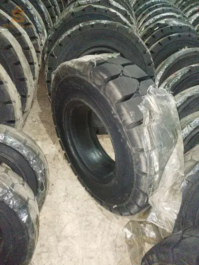 عجلات لوجيستيك