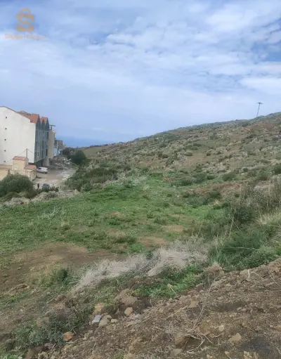 terrain à Azeffoun-Tizi ouzou