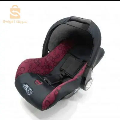Siège auto bébé à motifs