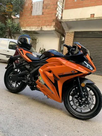 une belle SAM GP2 200i a vendre roulée 8000km
très bon état affaire
