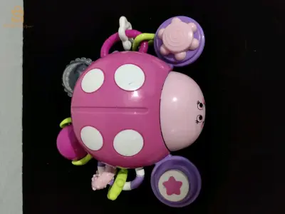 jouets éducatifs et musicaux