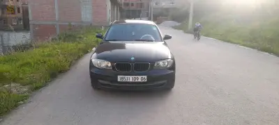 une très belle voiture