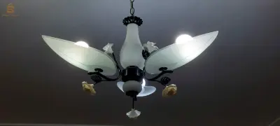 lustre en bonne etat a vendre
