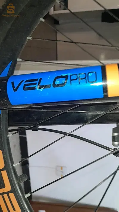 vélo ( دراجة هوائية احترافية للبيع)