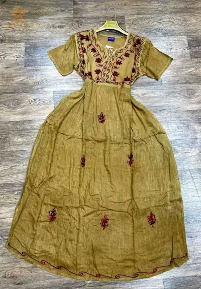 Robe d'été froisse