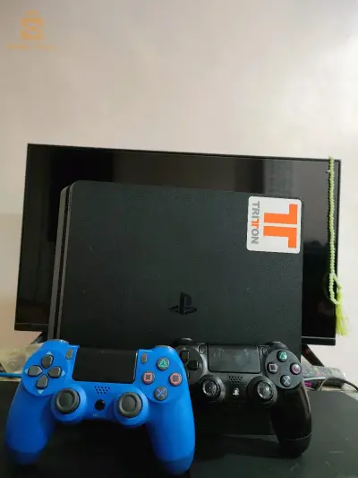 PlayStation 4 slim 500gb no flaché