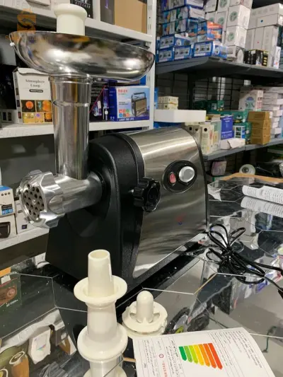Hachoir à Viande 3en1 en Inox 300W HIGH STAR