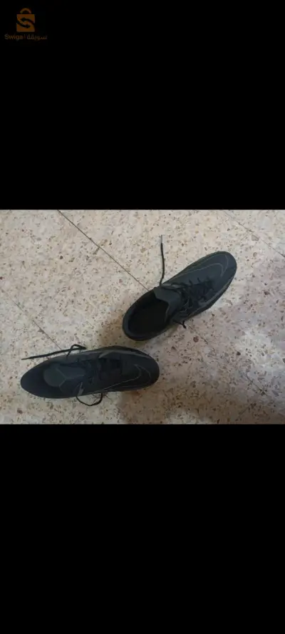 soulier Nike phantom 43