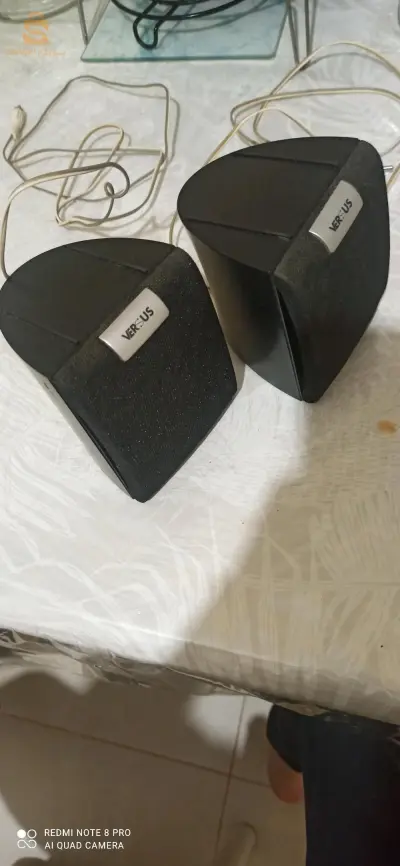 haut parleurs versus LG