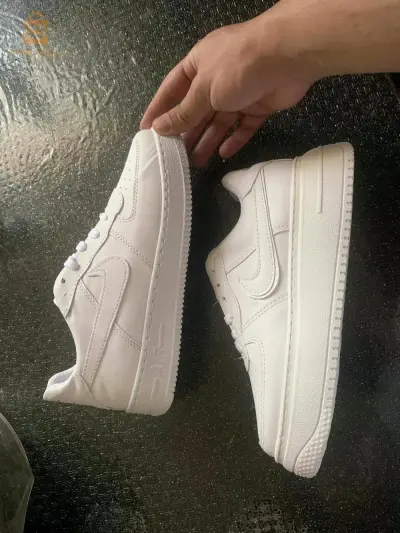 حداء adidas لنساء ورجال