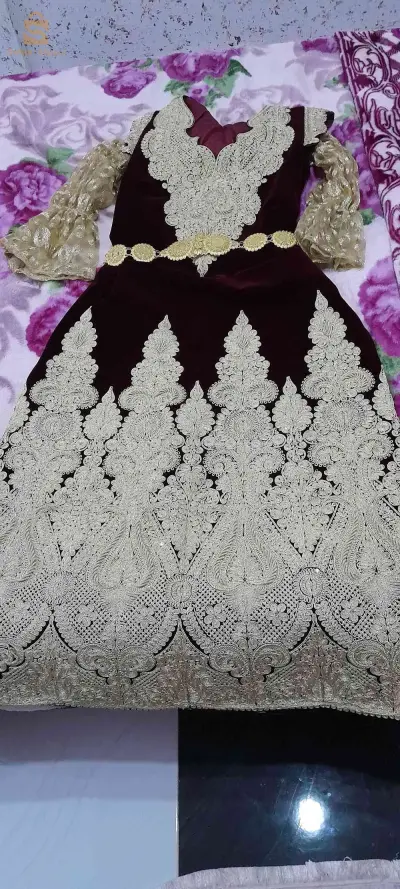 قندورة فتلة عنابية