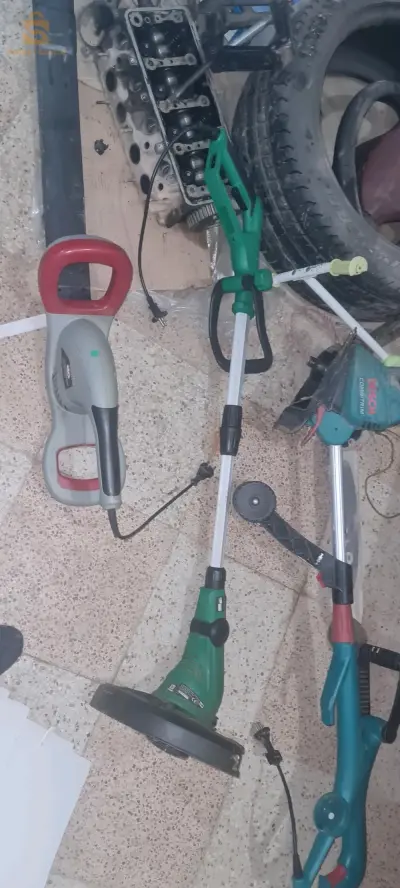 أدوات تقطيع الاشجار