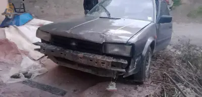 سيارة نيسان فيها متور فيات 75ايسونس و فيها الغاز لاسيسبونسيون جديدة متور مليح لاكسيدون والرشاوى مافيهاش يخصها البارشوك تاعها يتخدم