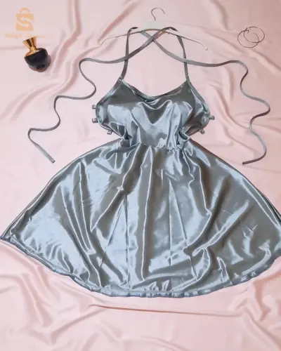 Fondrobe Sexy❤️‍🔥 satin ☺️ courte