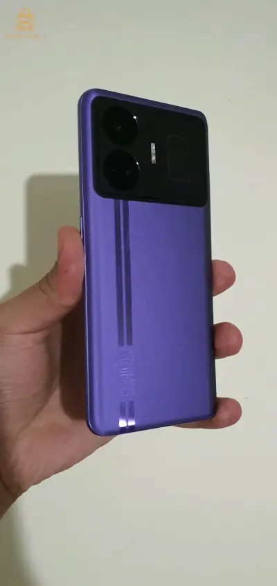 Realme GT3 240 W