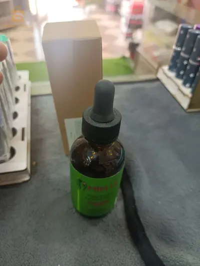 Peppermint oil and rosemary to thicken hair