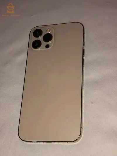 iPhone 12 Pro Max gold 
batterie 85
stockage 256
ce ta3 🇪🇺
0698966721