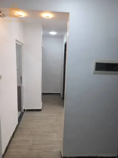 trais belles appartement f4 3ème étage avec 2facad vus dégagé