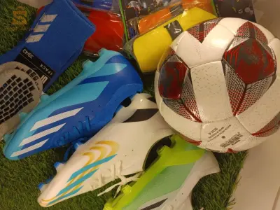 soulier-protège-liba-ballon 
tous disponible gros & ditay 
livraison disponible 58 wilaya
mr7ba bikooom
