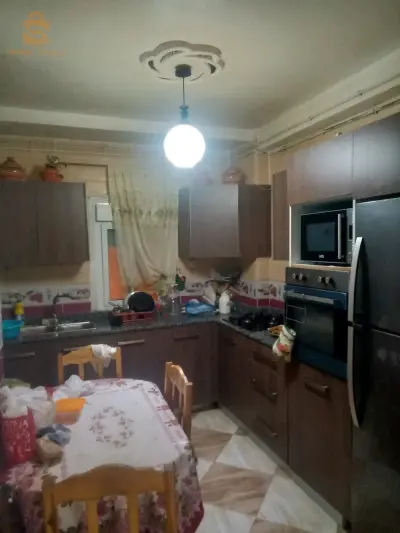 appartement a vendre à Hay Yasmine