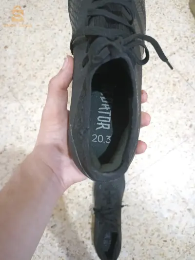 soulier adidas predator 42