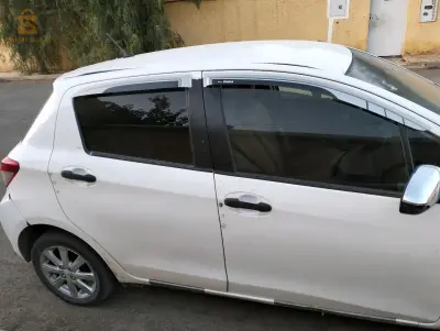 vent Toyota Yaris 2014