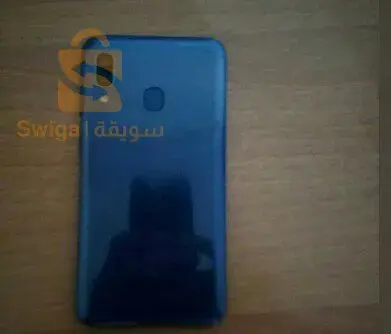 خاوتي كاين تلفون Samsung a 20e فيها كسر صغير لتحت