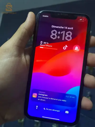 iPhone 11