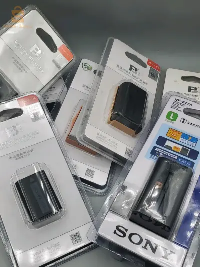 بطاريات للكاميرا