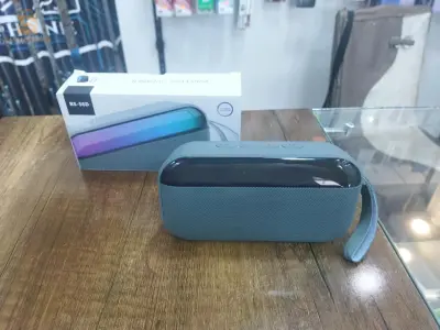 baffe portable bluetooth stéréo.