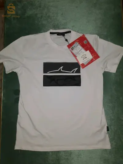 lacoste shark 🦈  t-shirts  très bonne qualité et très bonne prix