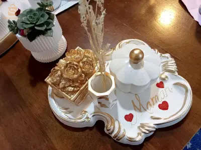 plusieurs articles pour décoré vos coiffeuse ou table basse celon le choix .chaquin son prix