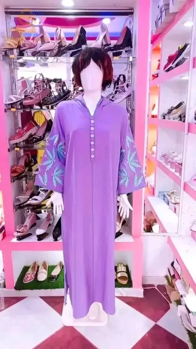 جبلية مطروزة من يد