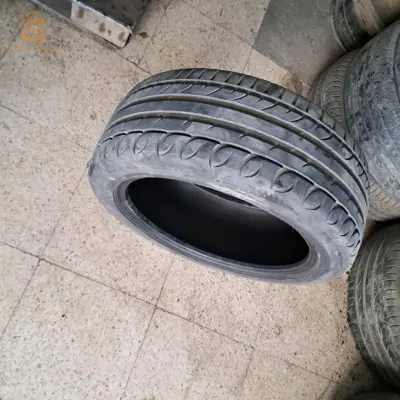 pneu225/45/17 tré bon étas marck RIKEN groop MICHELIN