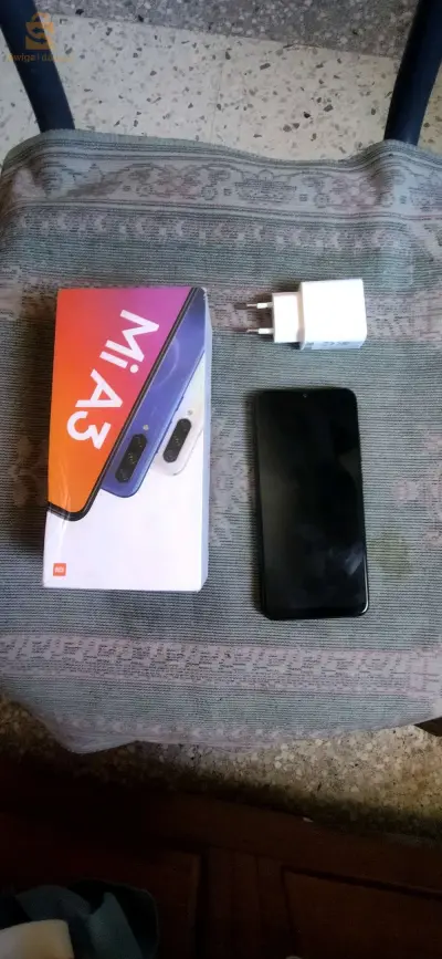 Xiaomi mi A3 4/64