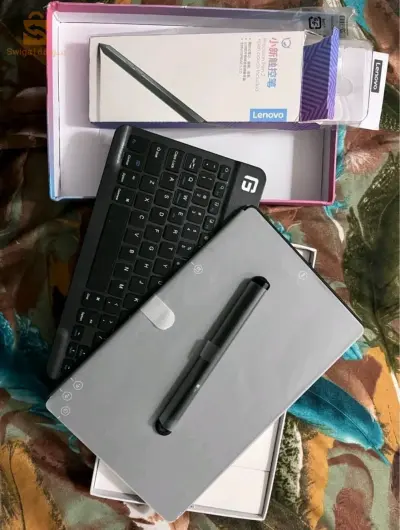 tablette jdida avec Lenovo pencil 2e génération et clavier