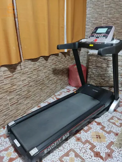 جهاز جري في حالة جديدة