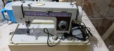 تسع مئة الف
