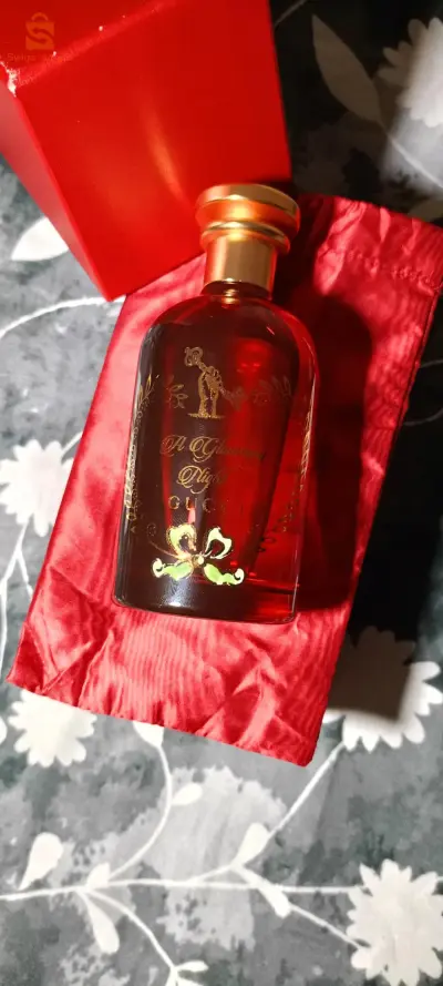 عطر قوتشي ايه جلومينج نايت للجنسين | او دو بارفيوم | 100 مل |
