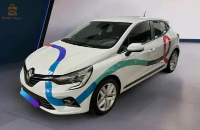Renault Clio V

V 1.0 TCe 90 Business Edition Navi, Klimaautomatik
Système de navigation, USB, Airbag conducteur, Sièges chauffants, Régulateur de vitesse, Anti-démarrage, Détection des panneaux routiers, MP3