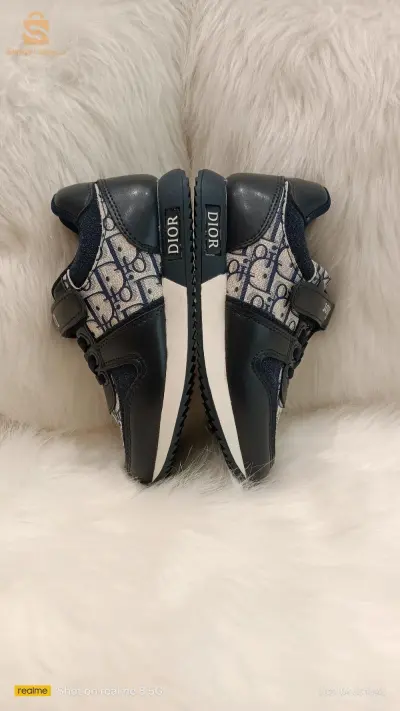 Baskets Dior et Adidas pointure 30