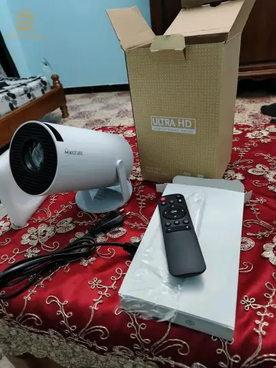 Mini datashow hy300