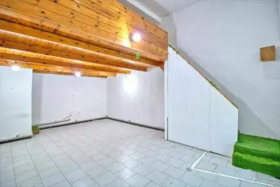 loca commercial l a vendre miramar hda la poste