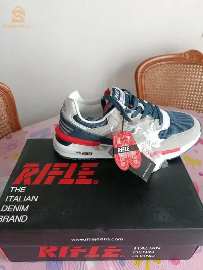 basket de marque italienne..RIFLE.authentique