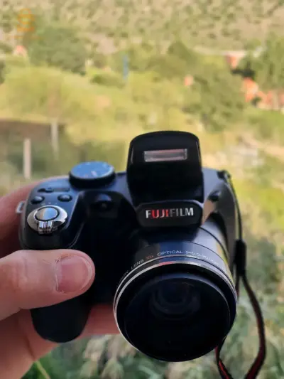 fuji film zom x18