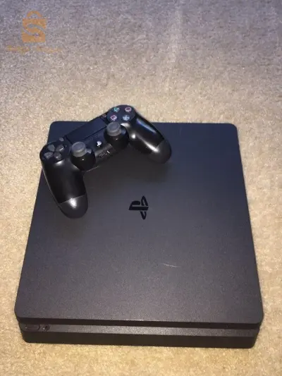 ps4 slim 500gb stokage était 9.8/10