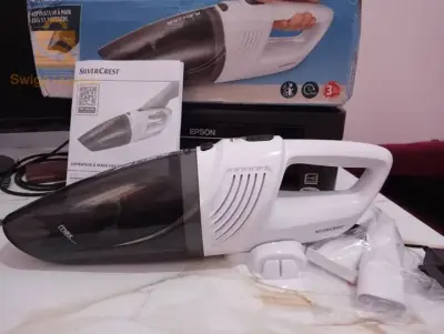 #Aspirateur_A_Main_Aux Et Poussière#SILVER_CREST#Batterie : 7.4 V #Autonomie_en_Aspiratio_continue : 20 Mn.#Capacité du bac de récupération  de la Poussière  Max 400 ML#Capacité du bac de récupération  des Liquides  Max 150 MLMade in #Germany 🇩🇪🇩🇪